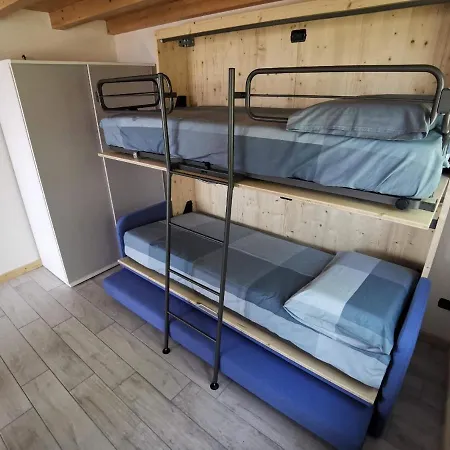 Ferienwohnung Fur 4 Personen Ca 65 M In Ed Uniti, Comer Westufer Comer * גראבדונה